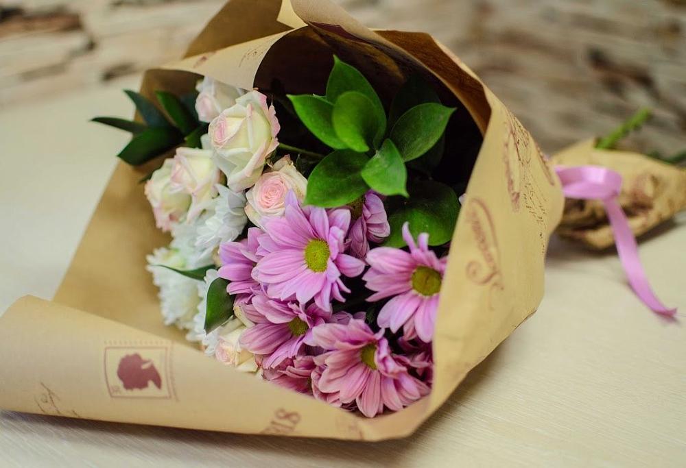 Букет цветов из: Розы и Хризантемы в Поселок совхоза Сафоновский