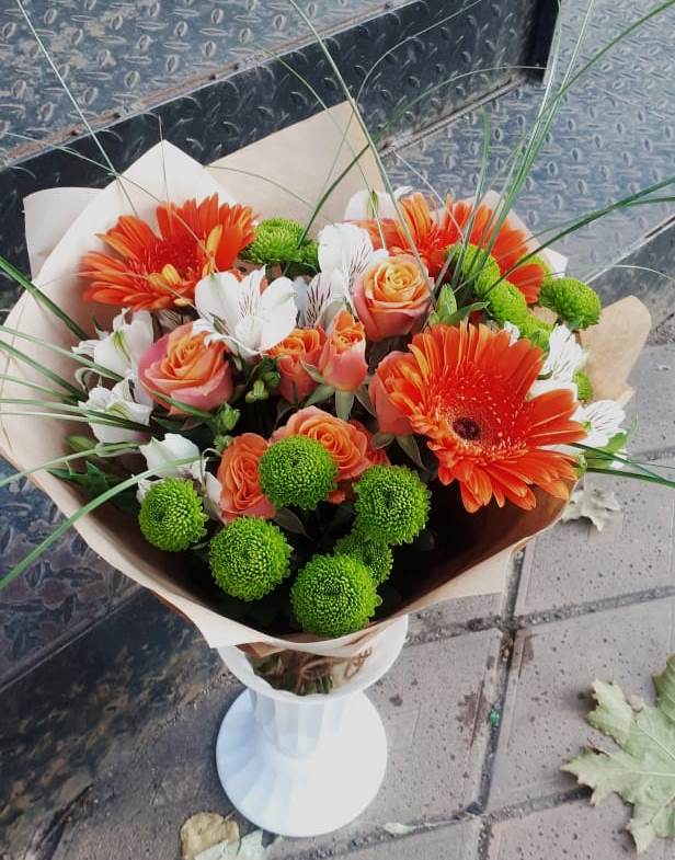 Букет цветов из: Герберы, Хризантемы, Альстромерии и Розы в Поселок совхоза Сафоновский