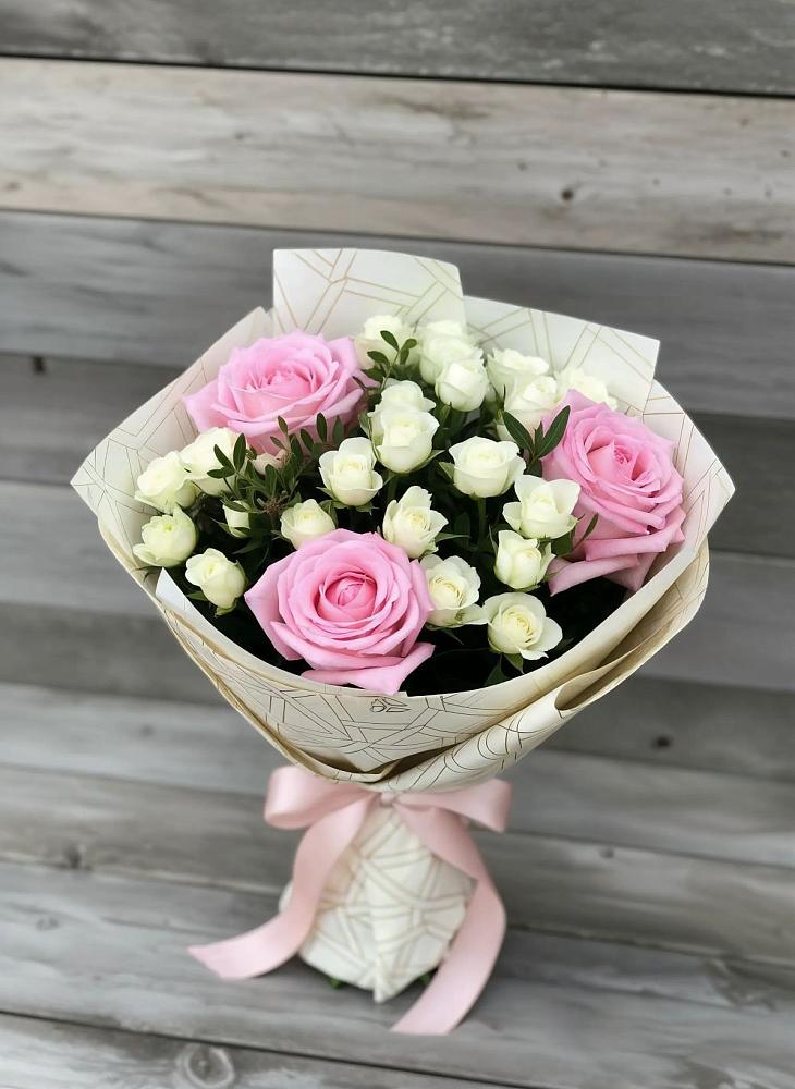 Букет цветов из: Розы в Поселок совхоза Сафоновский