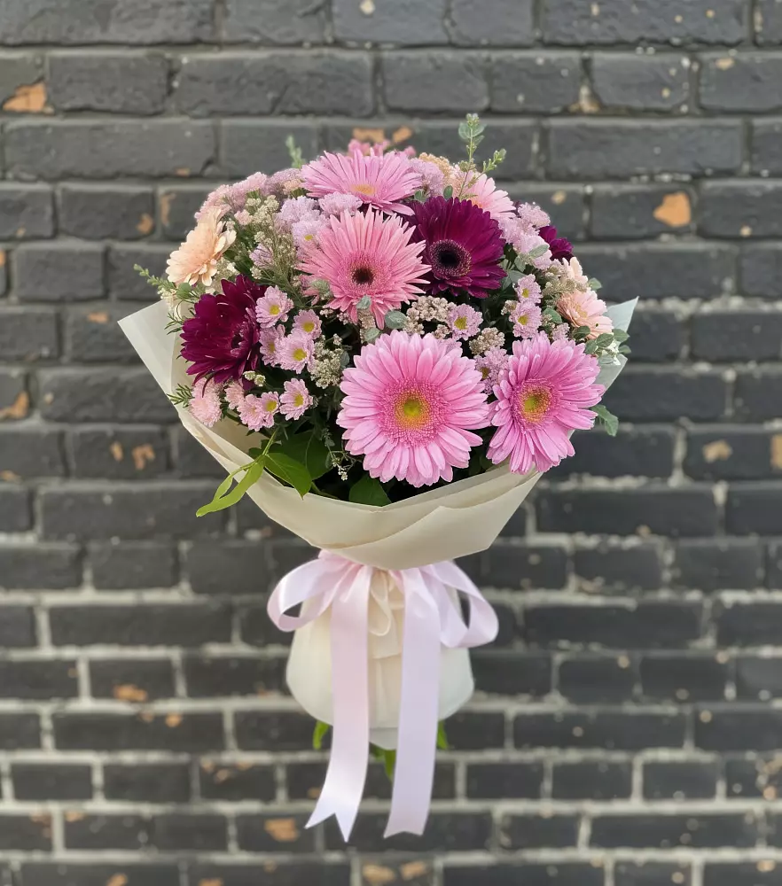 Букет цветов из: Герберы и Хризантемы в Поселок совхоза Сафоновский