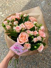Букет цветов из:  Розы #REPLACE_PRED# Поселок совхоза Сафоновский