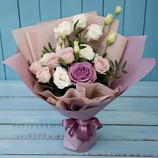 Букет цветов из:  Розы и Лизиантусы в Поселок совхоза Сафоновский