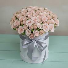 Цветочная композиция из Розы в шляпной коробке в Поселок совхоза Сафоновский