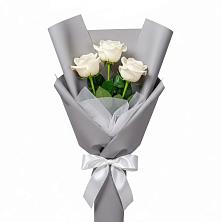 Букет 3 белые розы в Поселок совхоза Сафоновский