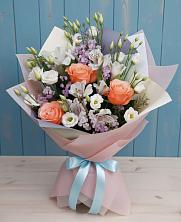 Букет цветов из:  Лизиантусы, Розы, Альстромерии и Гипсофила в Поселок совхоза Сафоновский