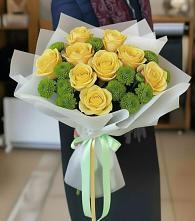 Букет цветов из:  Хризантемы и Розы в Поселок совхоза Сафоновский