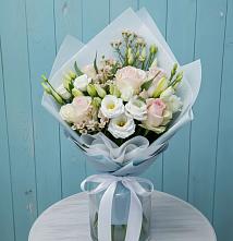 Букет цветов из:  Розы и Лизиантусы в Поселок совхоза Сафоновский