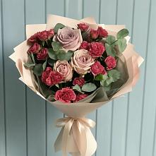 Букет цветов из:  Гвоздики и Розы в Поселок совхоза Сафоновский