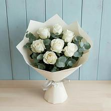 Букет Белые розы в Эвкалипте в Поселок совхоза Сафоновский