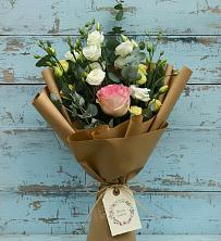 Букет цветов из:  Розы и Лизиантусы в Поселок совхоза Сафоновский